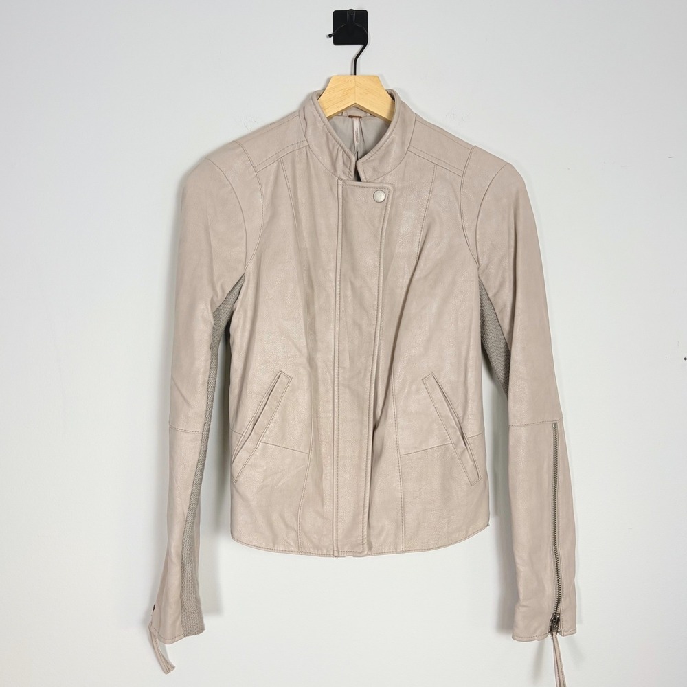 Free People Womens Beige Vegan Leather Moto Jacket Biker Zip Up Womens Size 2